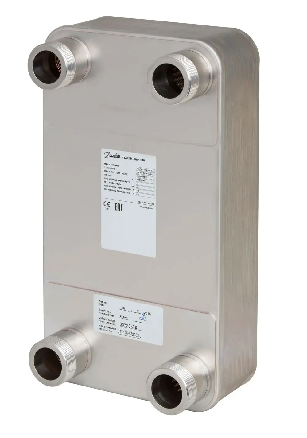 Edelstahl-Wärmeübertrager von Danfoss mit mehreren Anschlüssen, erkennbar an der markanten rectangularen Form und der technischen Kennzeichnung auf der Vorderseite.